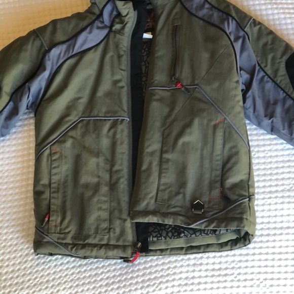 🎿 Boys snow ski jacket🎿 - Picture 4 of 7